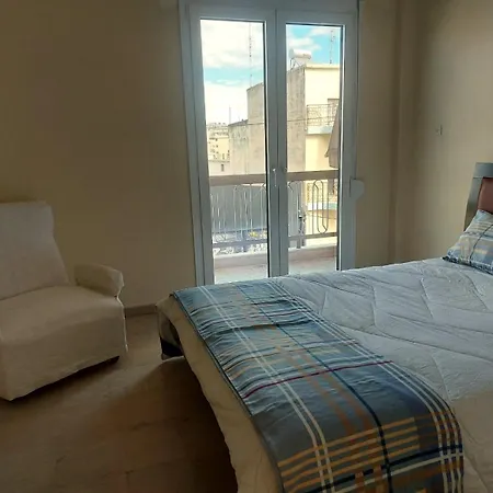 Small Quiet Near Apartament Patras